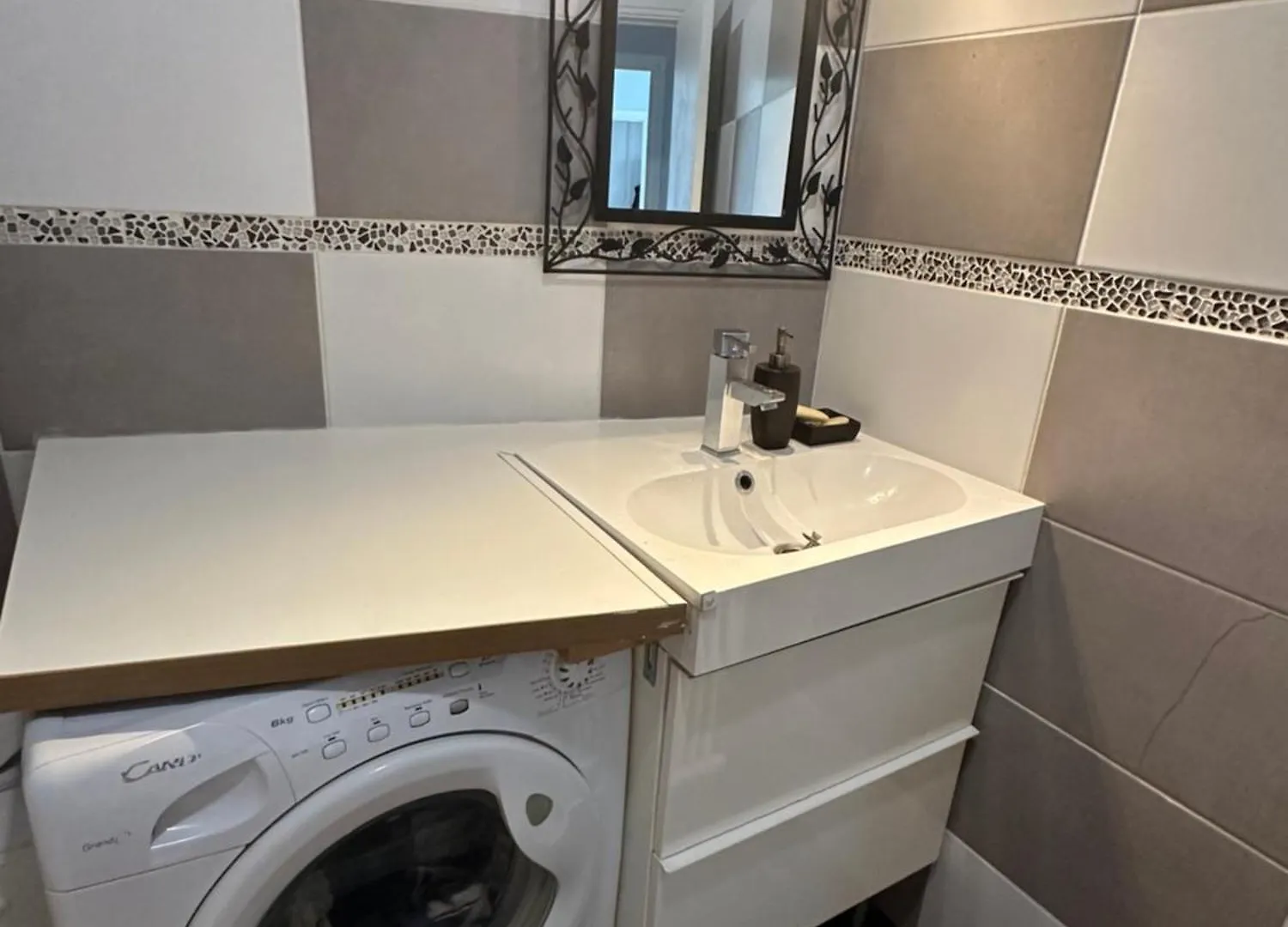 Apartamento Tour Eiffel - París 0*,  Francia
