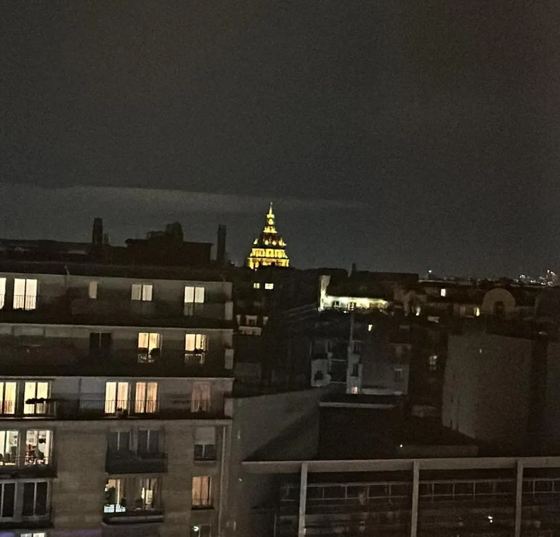 Tour Eiffel - Paris Apartment France